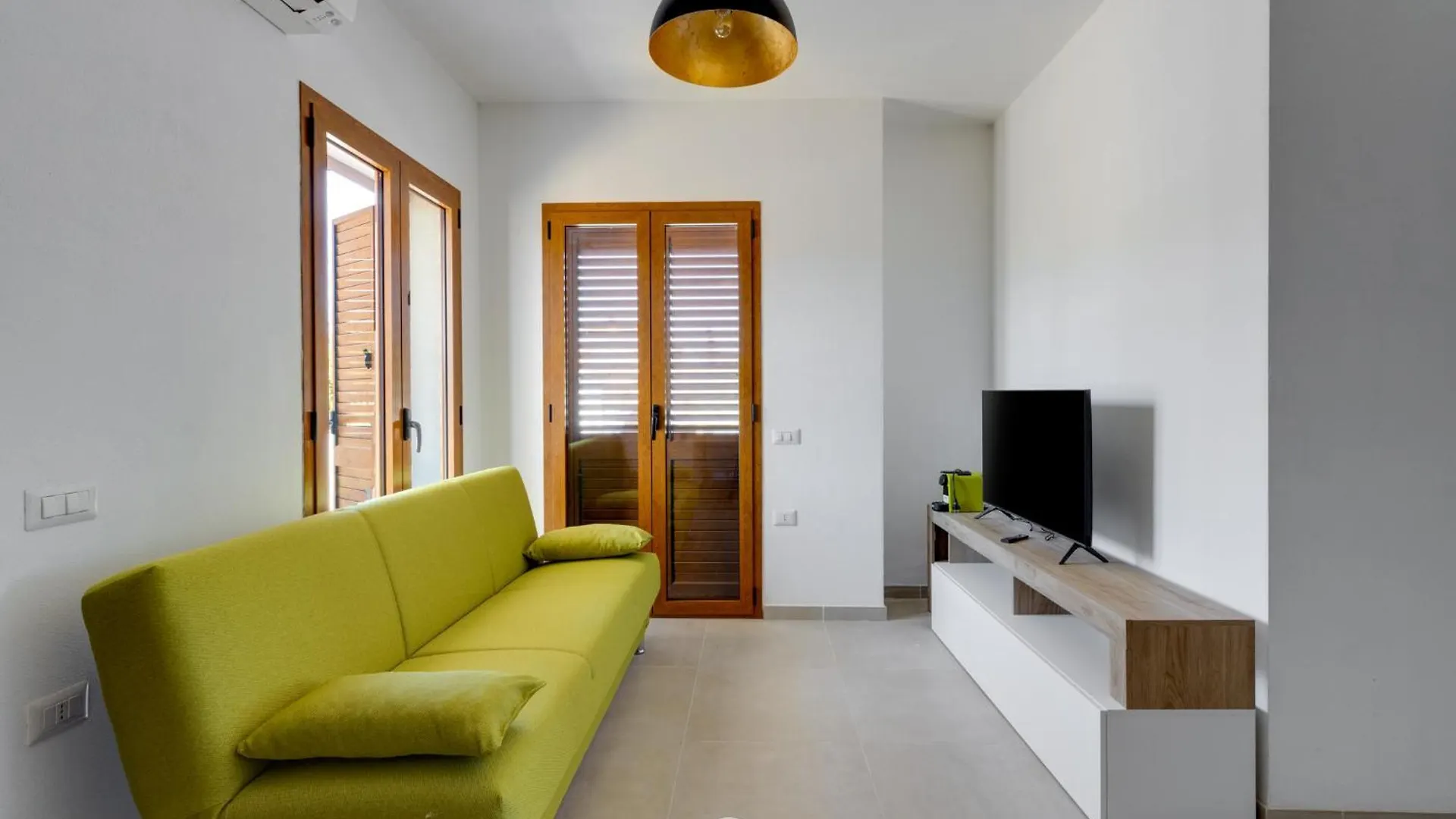 Lemon Apartment 1 Àrbatax Włochy